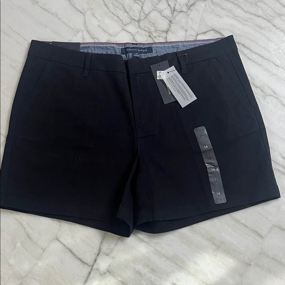 TOMMY HILFIGER WOMANS HOLLYWOOD SHORTS SIZE 14